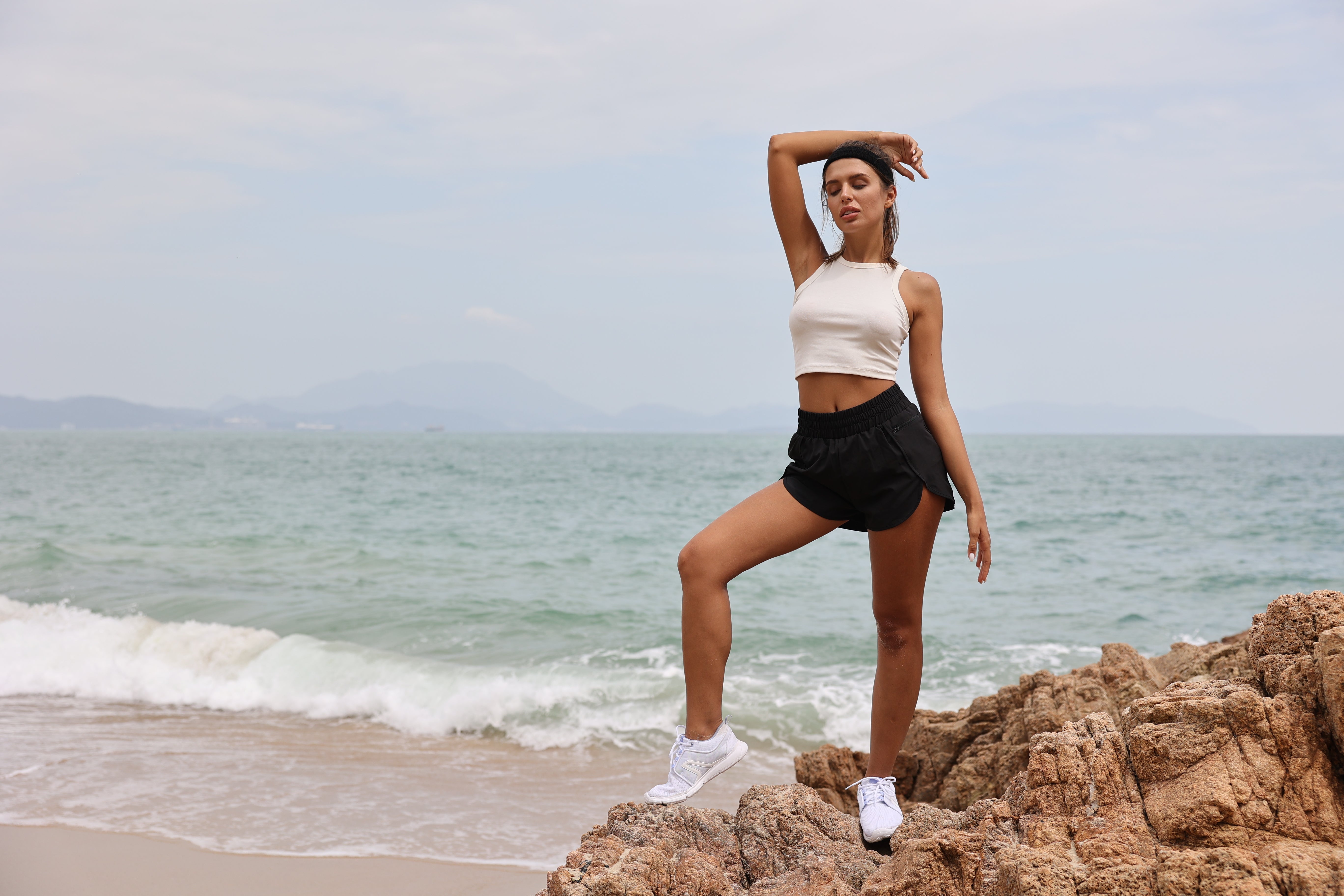 These $25 Blooming Jelly's Shorts Earn More Than 3000 5-Stars Reviews
