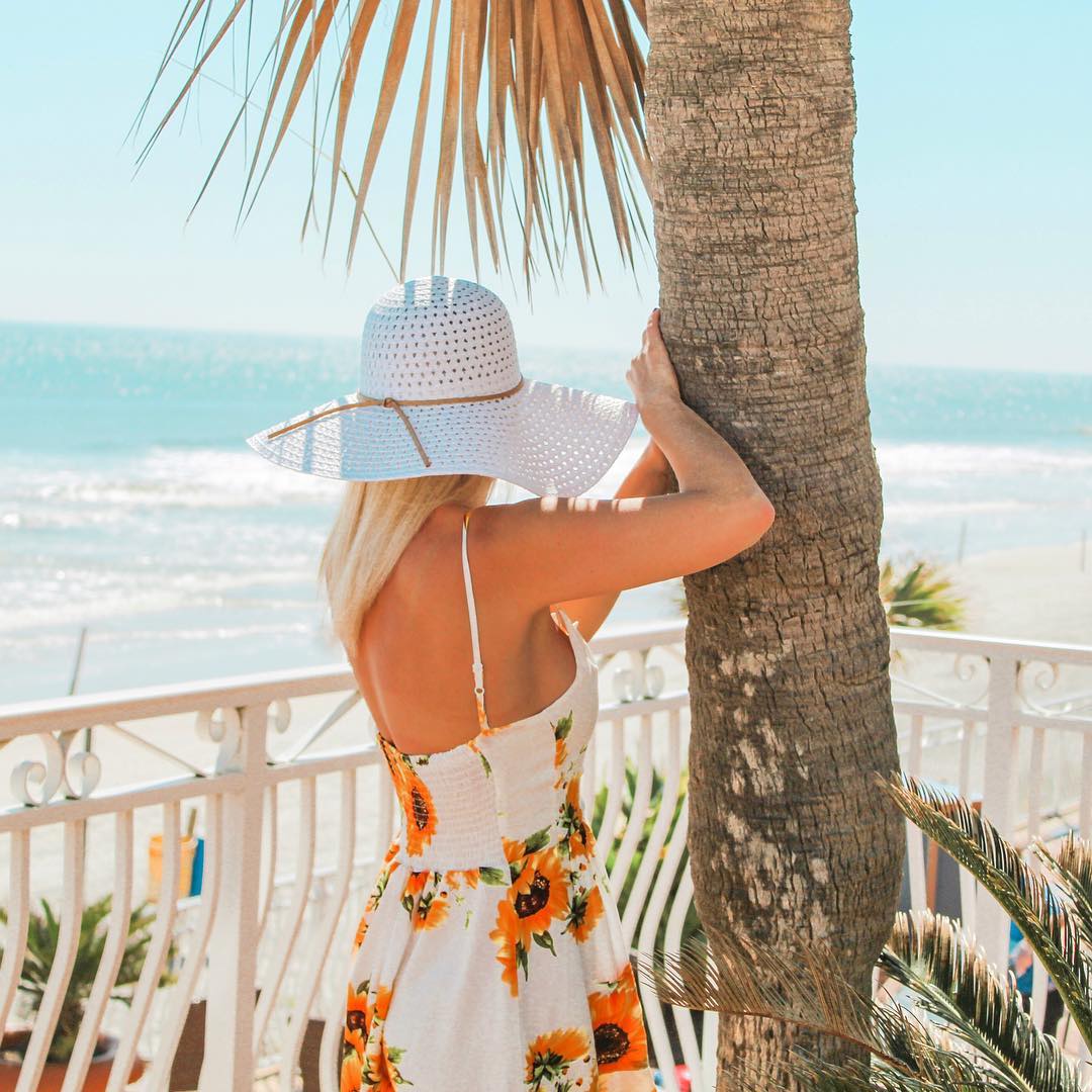 Wedding Dress for Summer Bride | Blooming Jelly