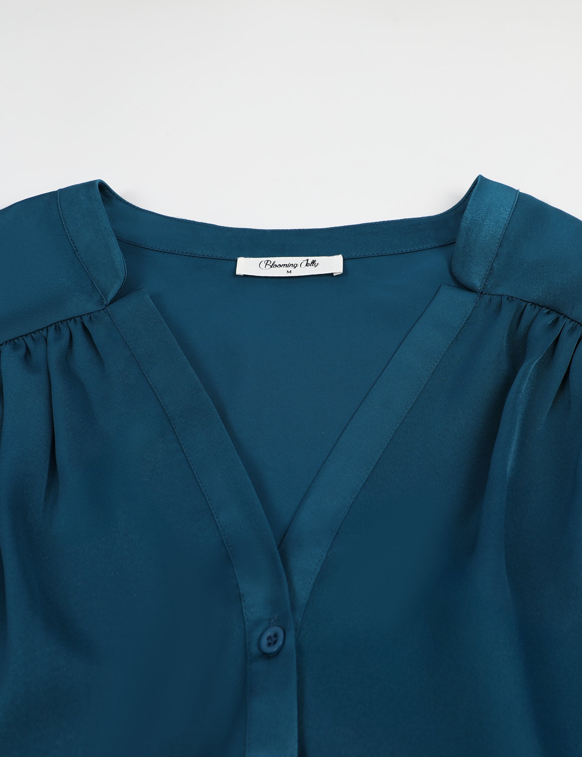 Fall and Winter Fashion Shirts Enhance Body Shape