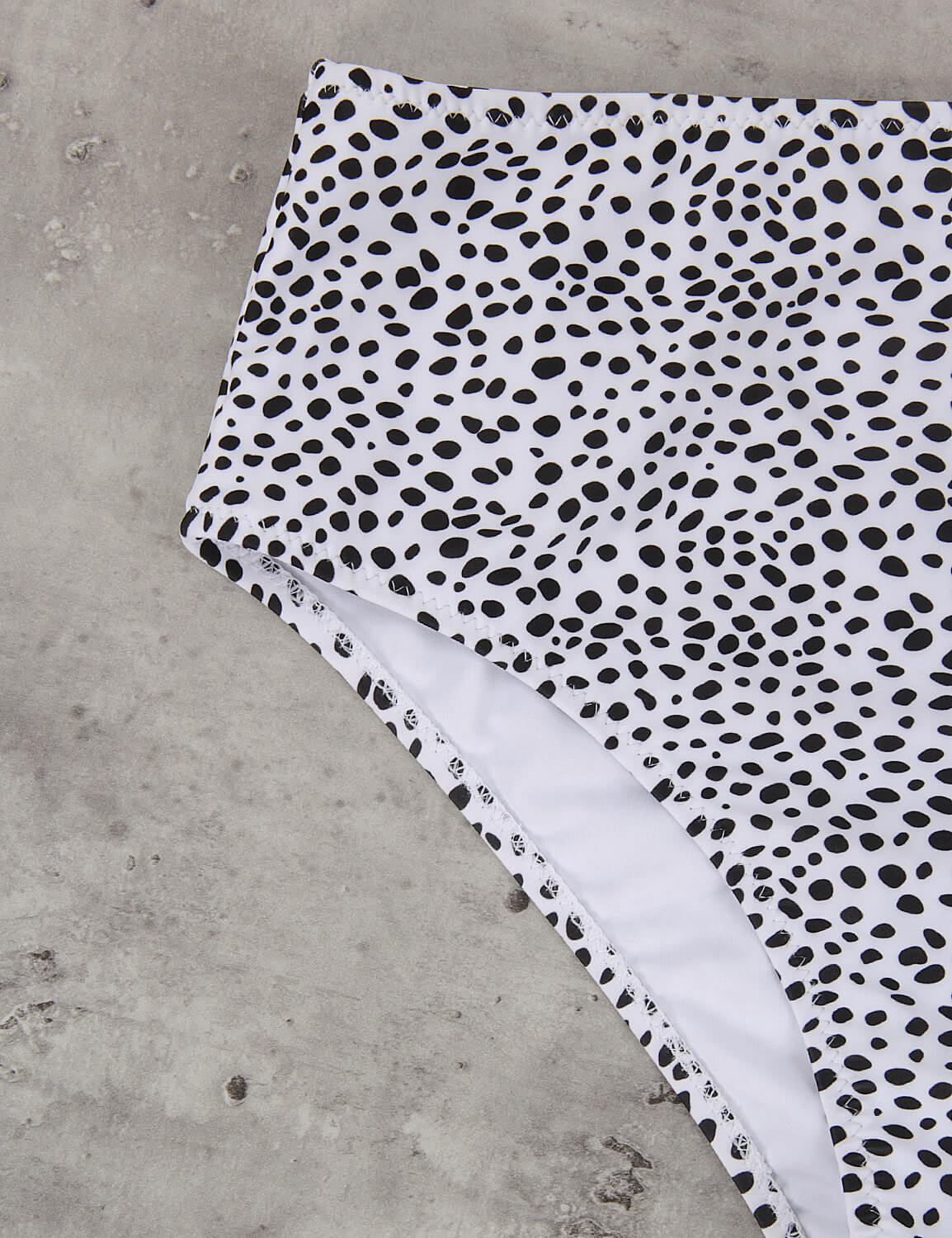 【Size M】Leopard Print High Waisted Bikini