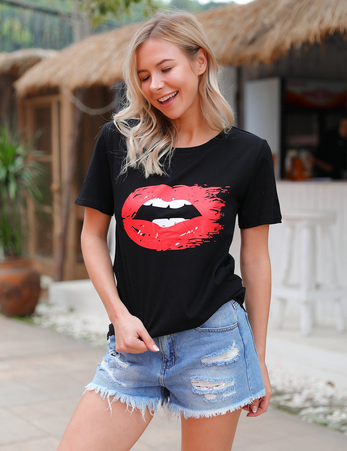 Pretty Red Lip Print Casual T-Shirt - Blooming Jelly