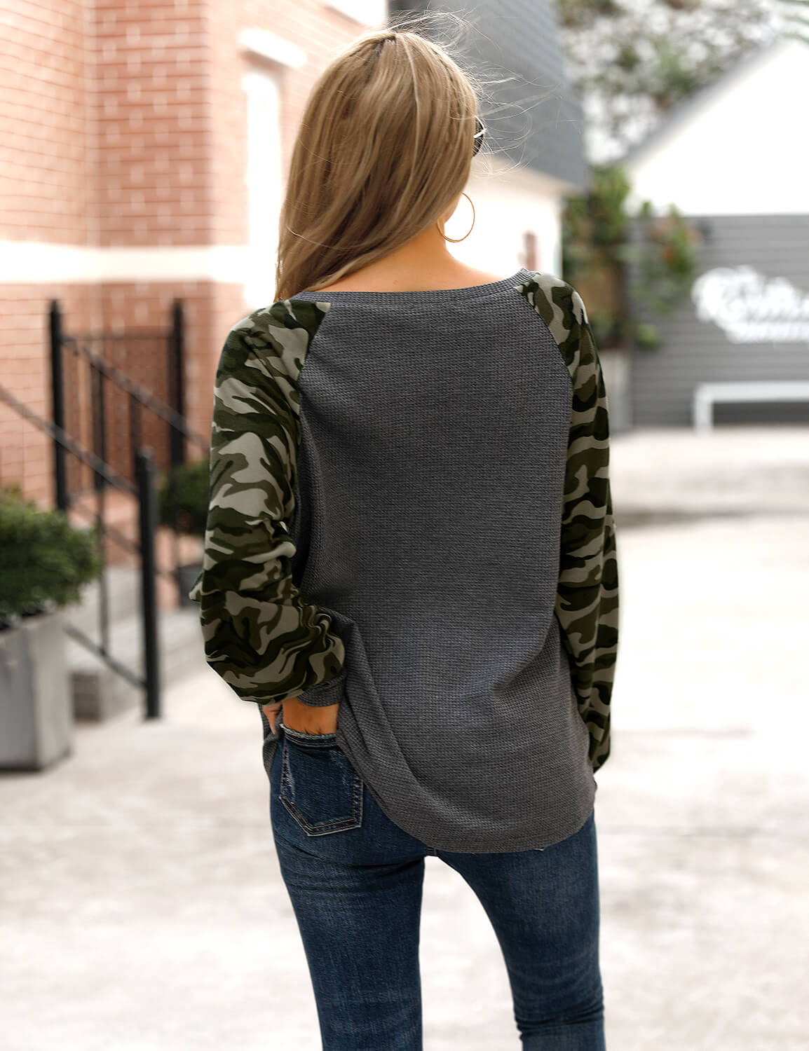 Blooming Jelly_Street Style Camo Long Sleeve T-Shirt_Camo Print_152709_07_2020 Women Fashion Outfits_Tops_T-Shirt