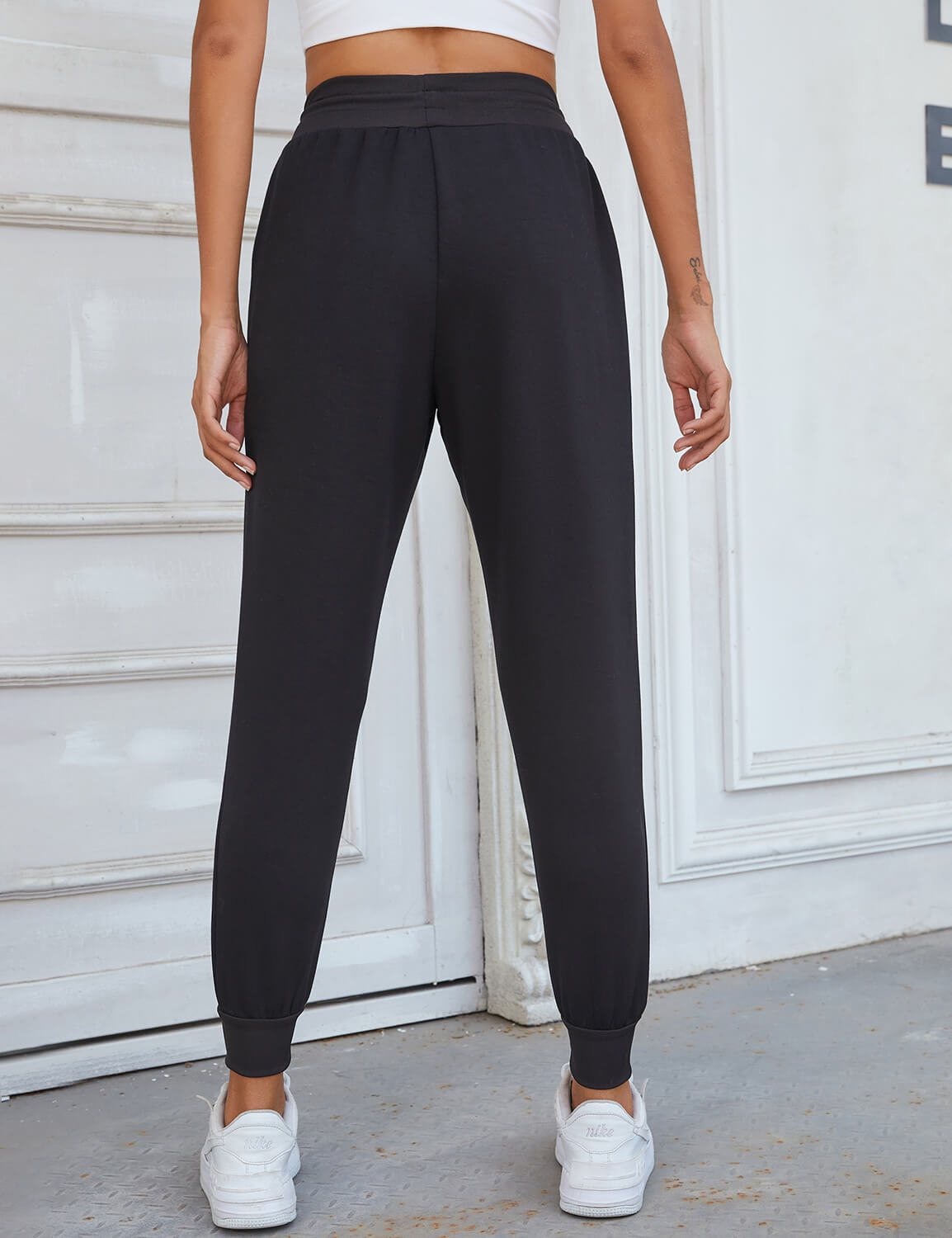 Training on sale joggers womens