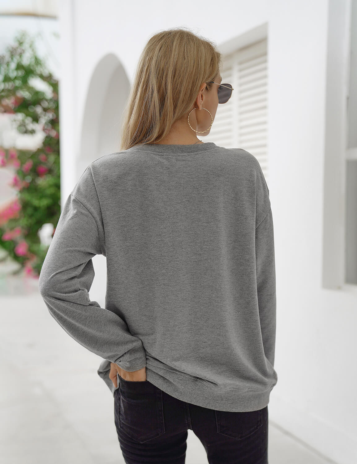 Blooming Jelly_Skull Print Distressed Sweatshirt_Gray_302048_07_Street Style Women Fashion Outfits_Tops_Sweatshirt