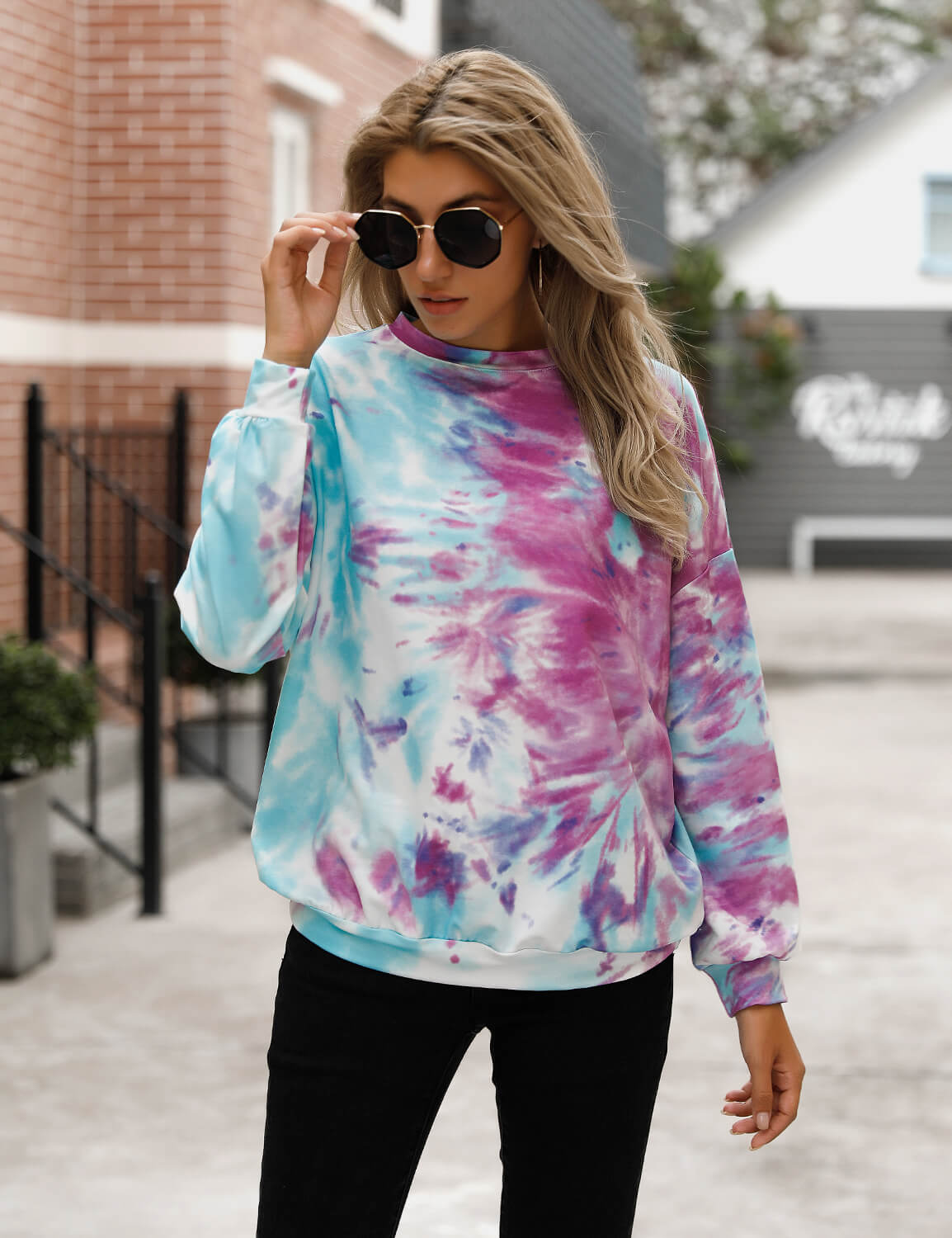 Blooming Jelly_Trendy Blue Tie Dye Sweatshirt_Tie Dye Print_302054_03_2020 Women Streetwear Fashion_Tops_Sweatshirt