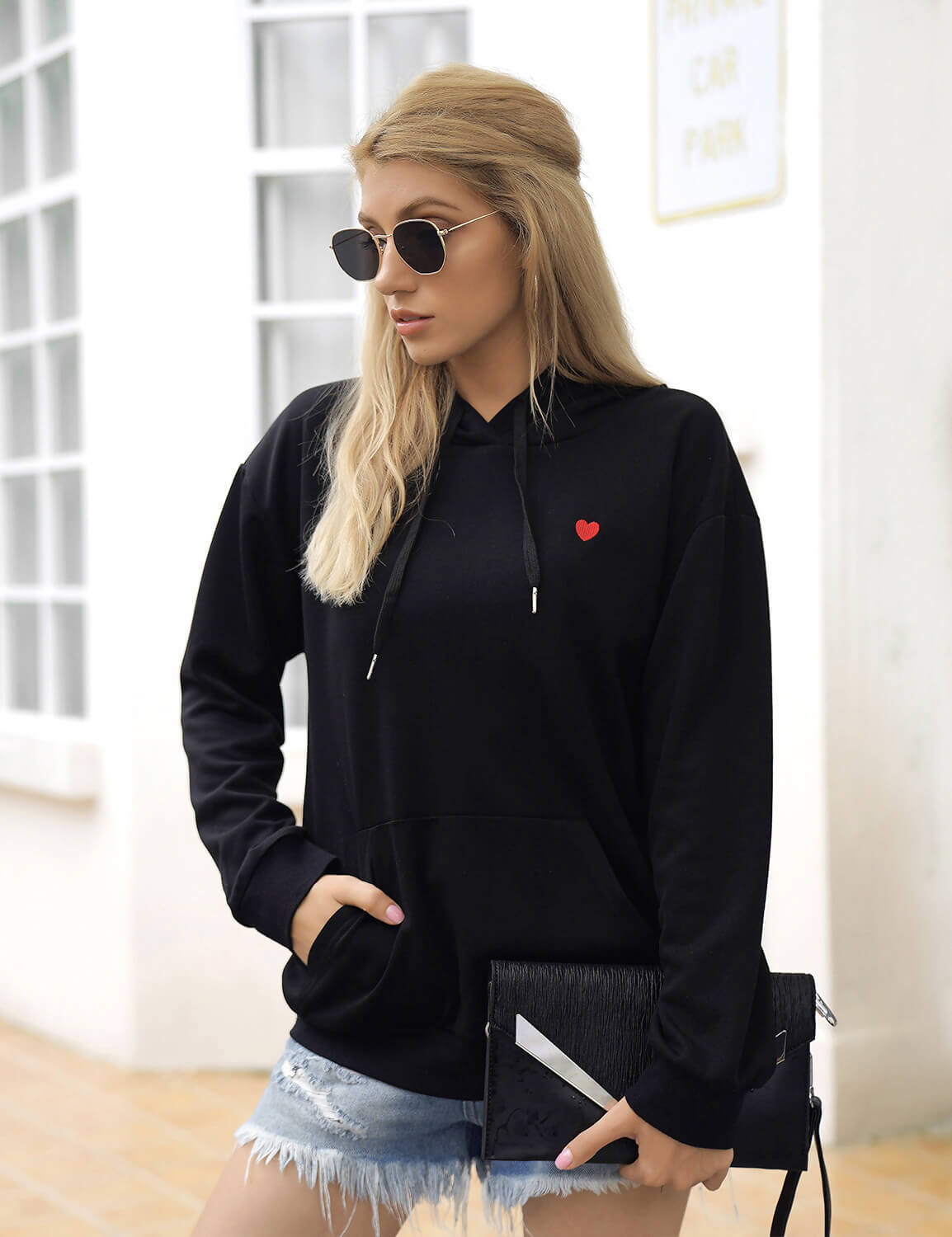 Blooming Jelly_Casual Heart Embroidery Hoodie_Black_305094_02_Fall Fashion Women's Outfits_Tops_Sweatshirt