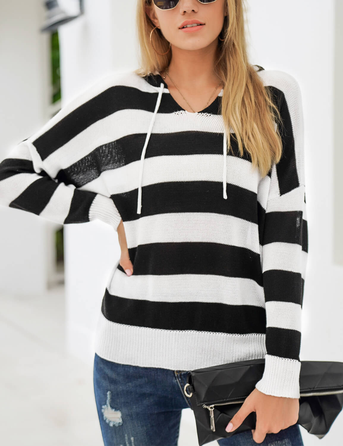 Blooming Jelly_Oversized Color Block Hoodie_White And Black_293061_02_Women Casual Style Outfits_Tops_Hoodie