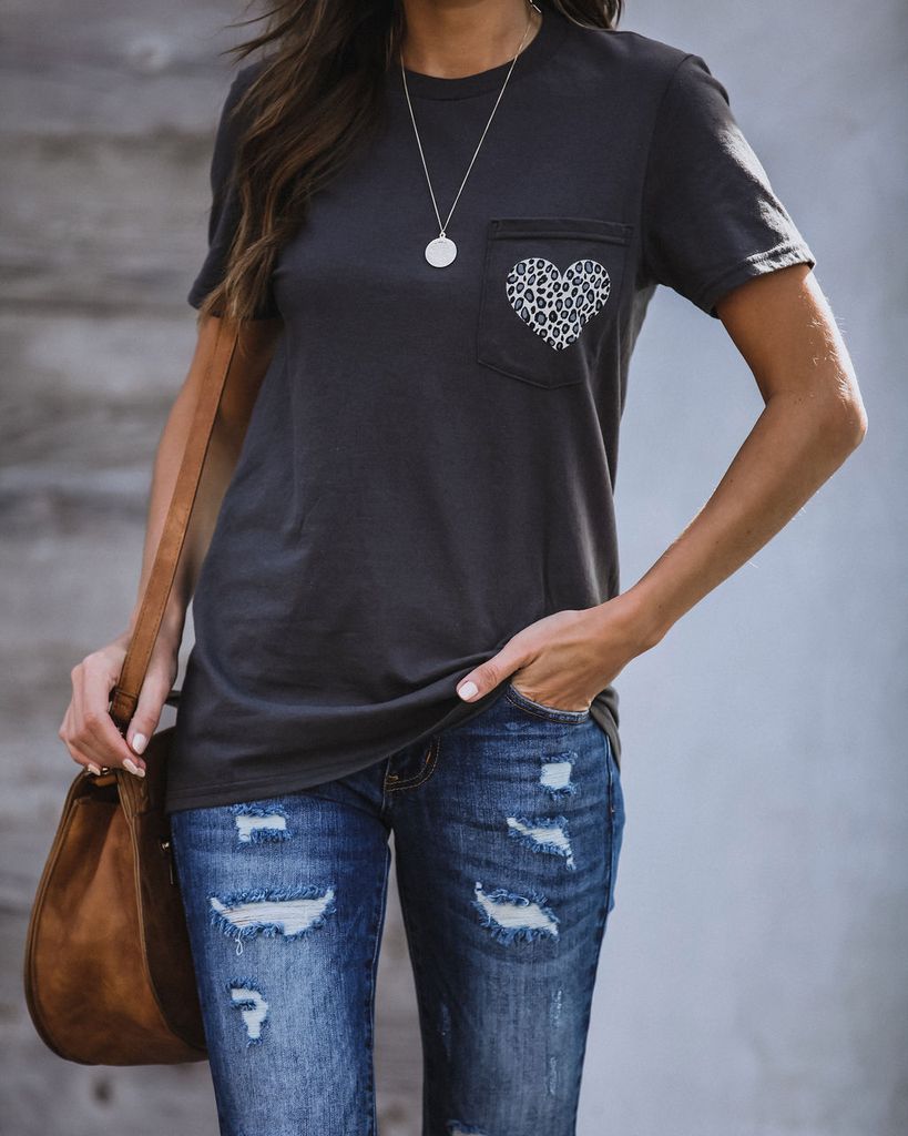 153418_Chic Leopard Heart Pocket T-Shirt_Blooming Jelly Leopard Print Shirt for Women