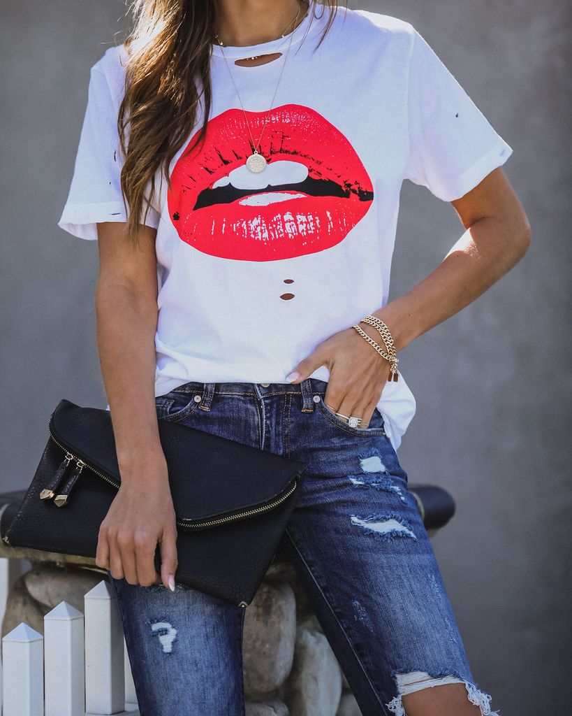 Blooming Jelly_Trendy Red Lip Hole T-Shirt_Graphic Print_153416_19_Women Casual Summer Wear_Tops_T-Shirt