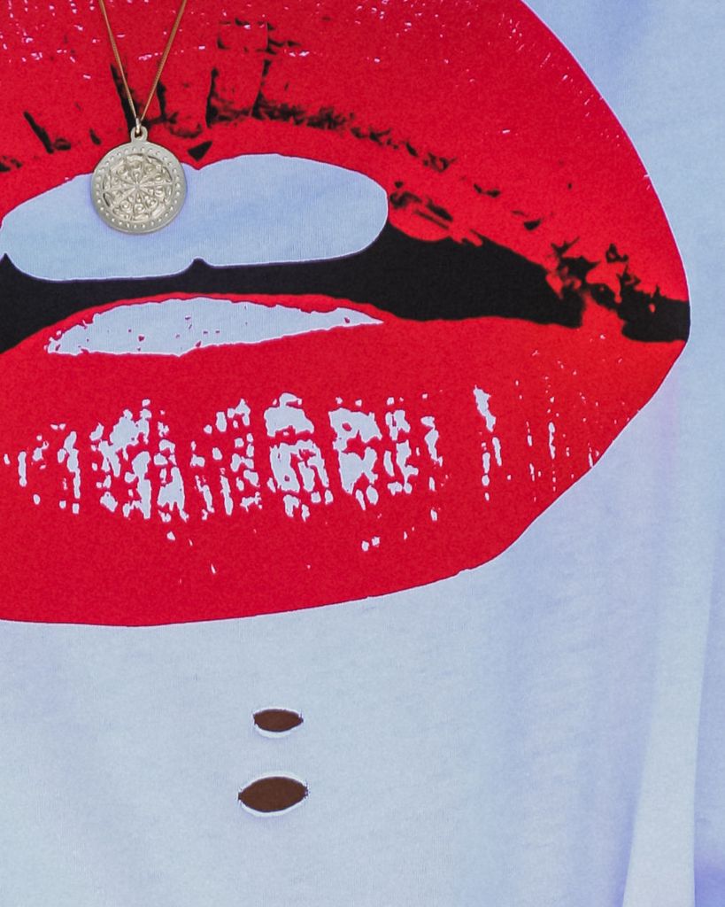 Blooming Jelly_Trendy Red Lip Hole T-Shirt_Graphic Print_153416_19_Women Casual Summer Wear_Tops_T-Shirt